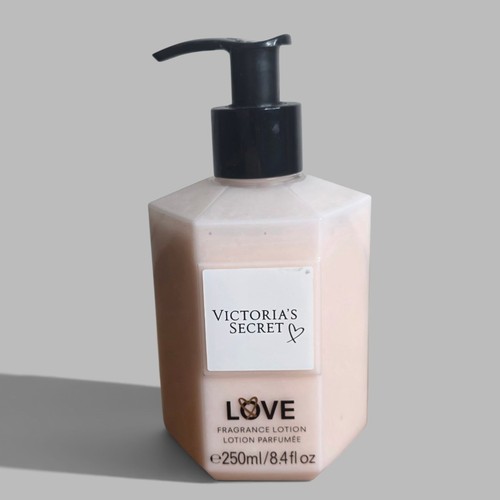 Victoria secret love - victoria’s,